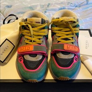 Gucci Women Green Suede Ultrapace Midtop Sneakers